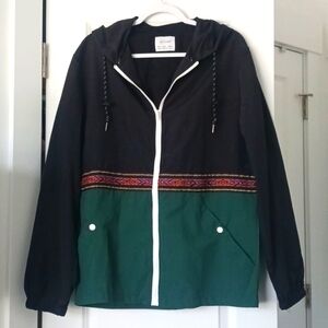 Craft + Flow Hooded Windbreaker